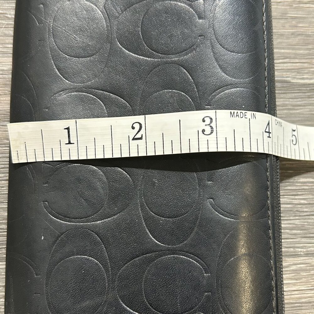 Coach Black Embossed Leather Coach Accordion Zip Around Wallet Logo 8 x 4 CE551 - Picture 10 of 16